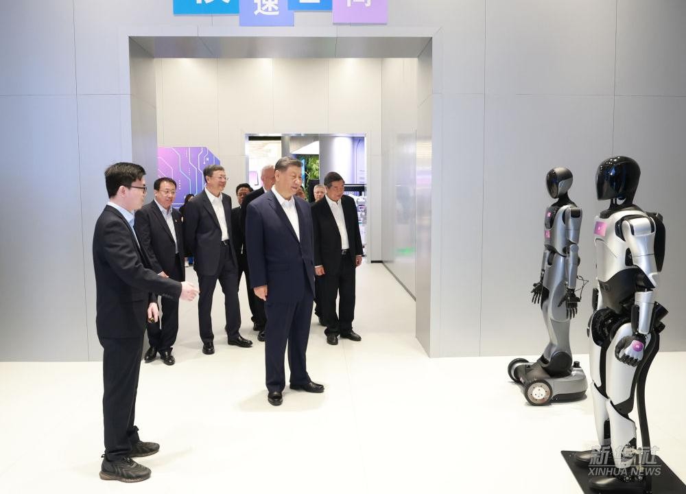 习近平总书记到上海调研，Xcsport集团代表具身智能行业汇报进展